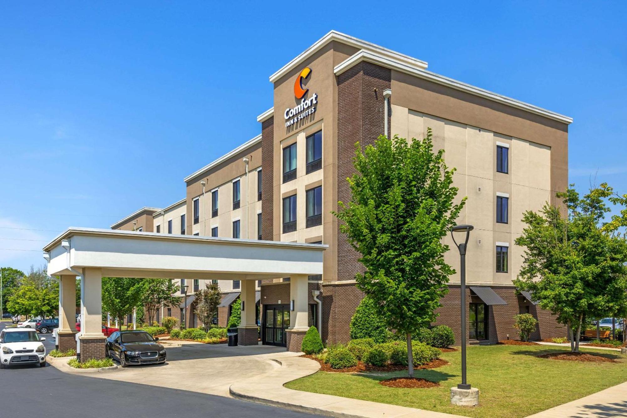 Comfort Inn & Suites At Crossplex Village Birmingham Zewnętrze zdjęcie