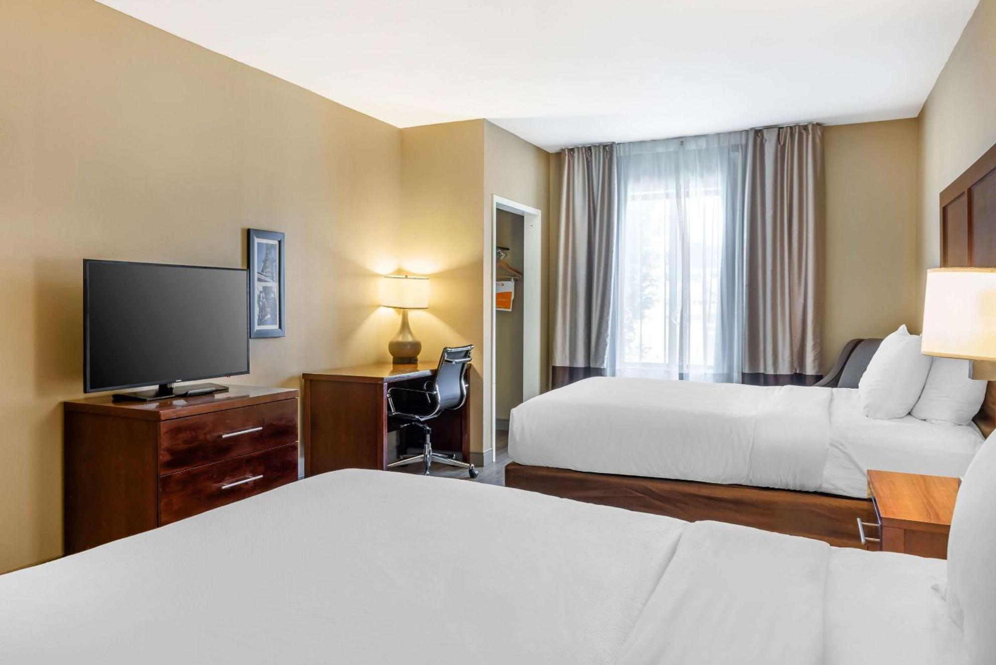 Comfort Inn & Suites At Crossplex Village Birmingham Zewnętrze zdjęcie