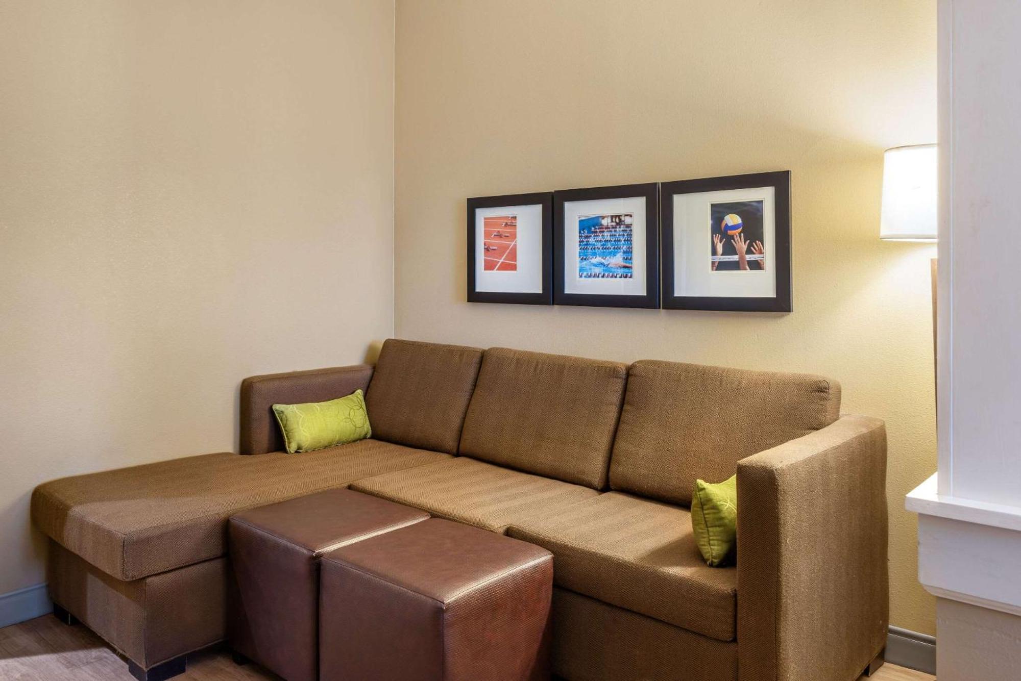 Comfort Inn & Suites At Crossplex Village Birmingham Zewnętrze zdjęcie
